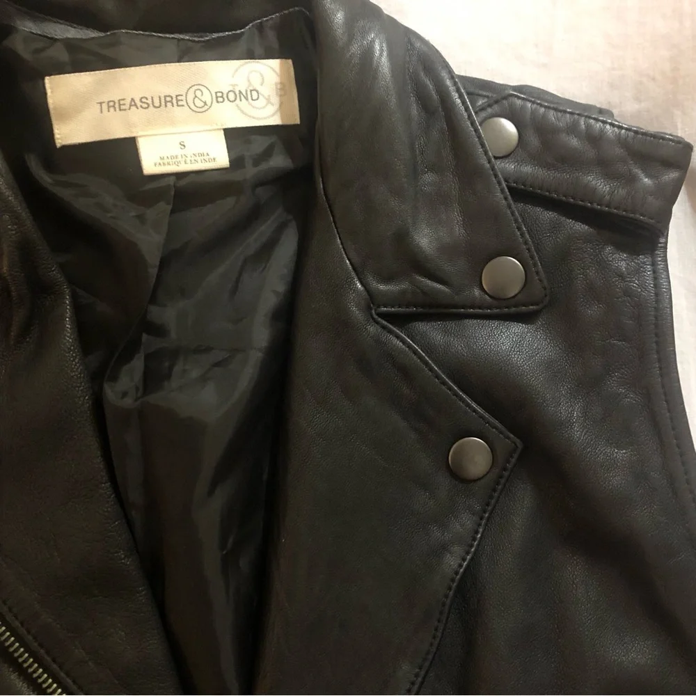 Treasure &Bond Black 100% Leather Vest Nordstrom Brand Biker Babe Women’s Small - Picture 11 of 14